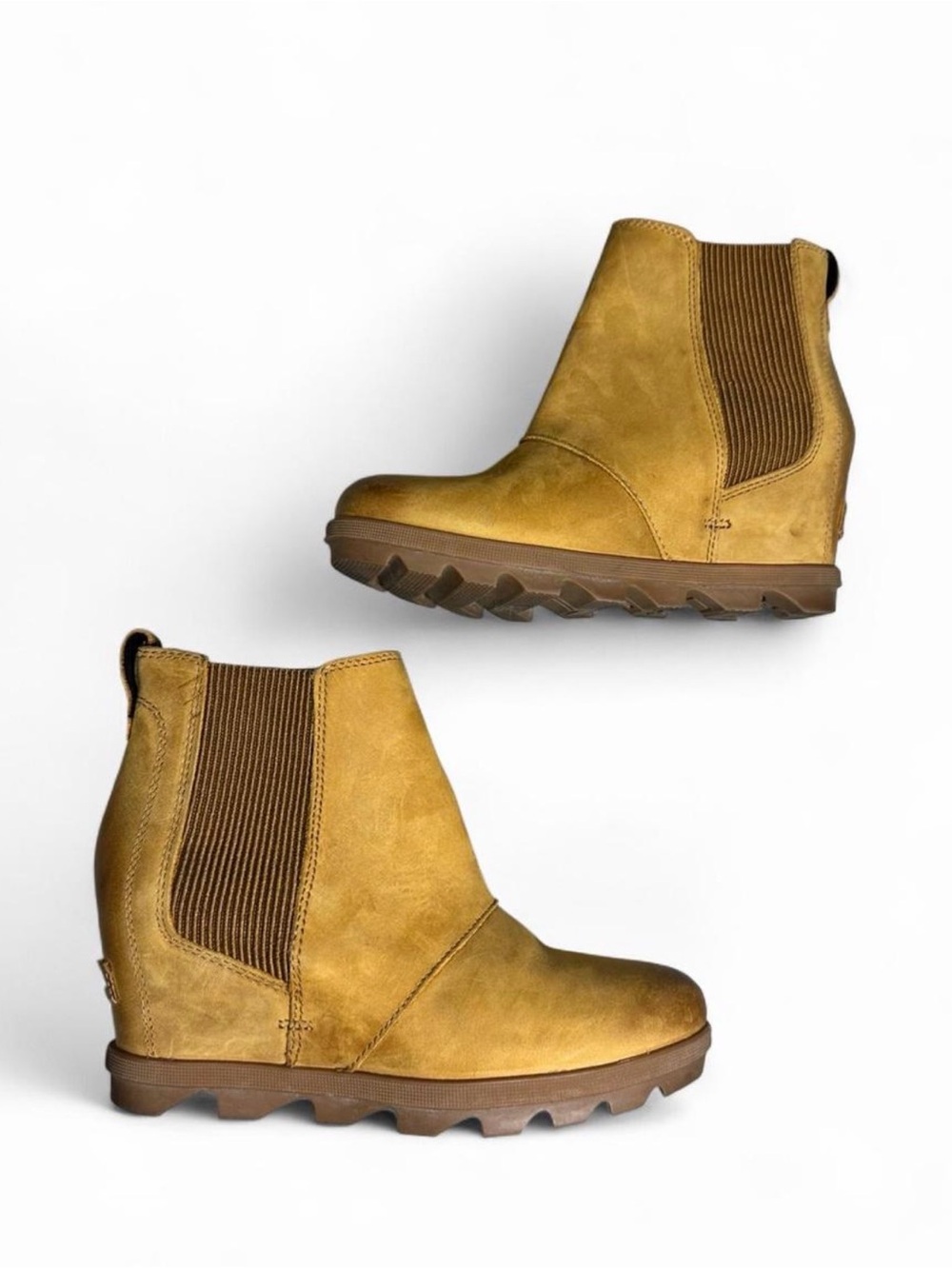 Sorel Joan Of Arctic Wedge II Chelsea Boots Camel Brown Size 7.5